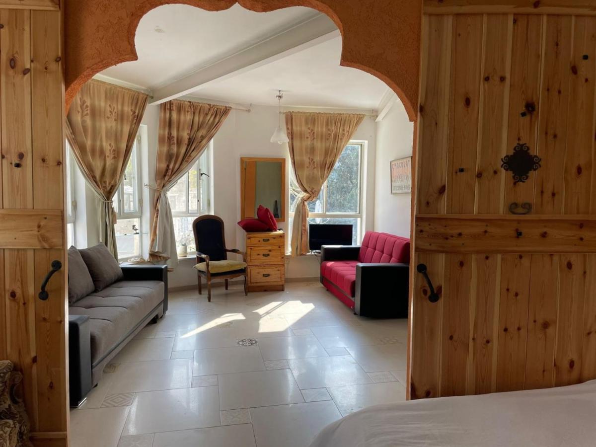 Bed and Breakfast Sweet 'En Kerem View Jerusalem Exterior foto