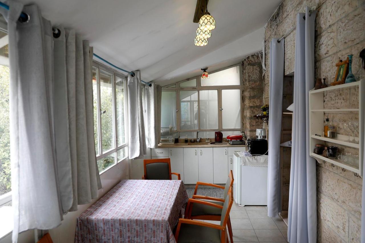 Bed and Breakfast Sweet 'En Kerem View Jerusalem Exterior foto